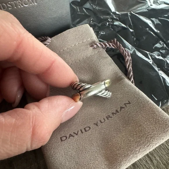 Flash SALE🎉david yurman Silver and 18k Gold Twisted Ring - Picture 5 of 8
